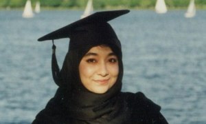 http://tausyah.wordpress.com/Aafia Shidduqui memakai Toga