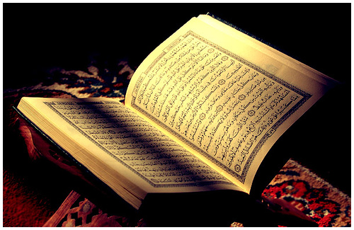 https://tausyah.wordpress.com/Kitab-Suci-Al-Qur'an